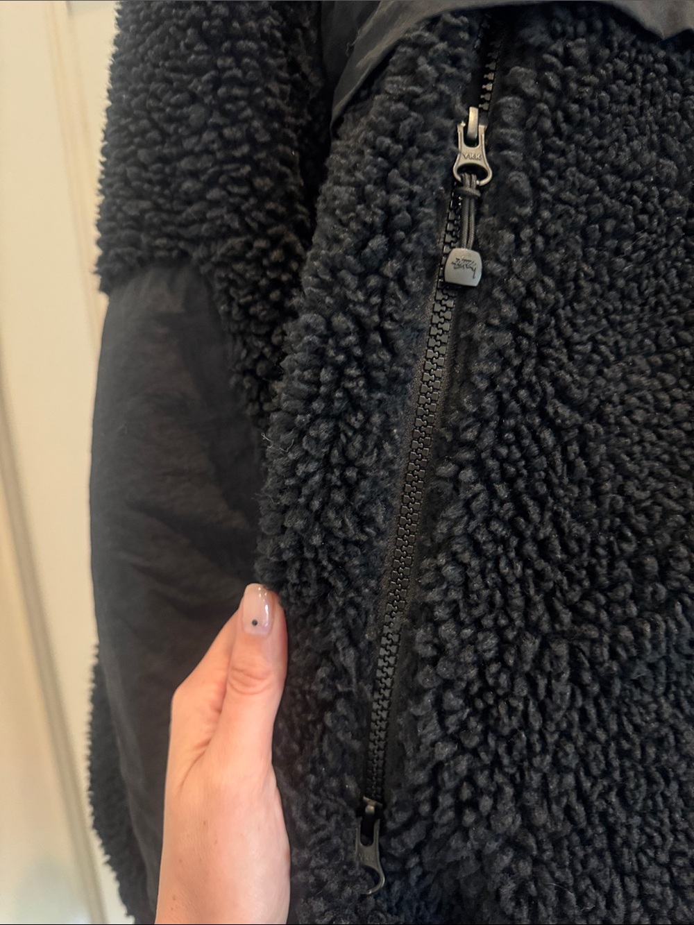 Stussy Black Sherpa Zip-Up Hoodie Jacket M . Like new - Picture 5 of 5